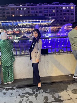 Kastum shim sotiladi Narxlari 300 va 250 mingdan
