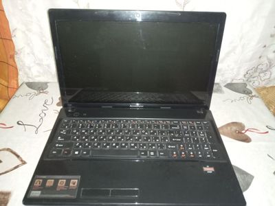 Ноутбук Lenovo G585 AMD