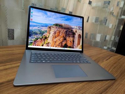 Microsoft Surface Laptop 5