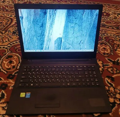 Noutbook Lenova Sotiladi.