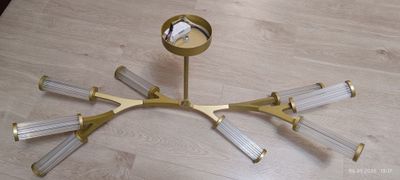 Продам люстру в стиле модерн RAMOSE 8.