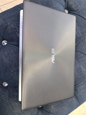 Noutbuk Acer offisnoy