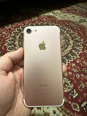 iPhone 7 sotiladi.