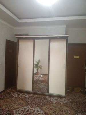 Shkaf sotaman axvoli yangi