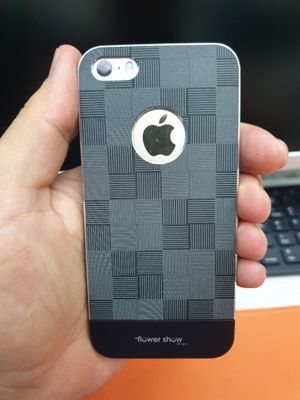 Iphone 5s xuddi yangidek imeyka bor