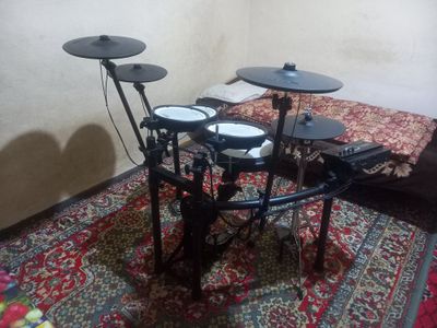 Roland Td17Kvh baraban sotiladi