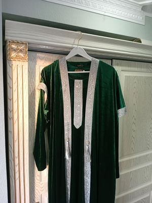 Abaya turetskiy kiyilmagan yangi razmer 56