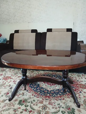 Стол журнальный (орех)