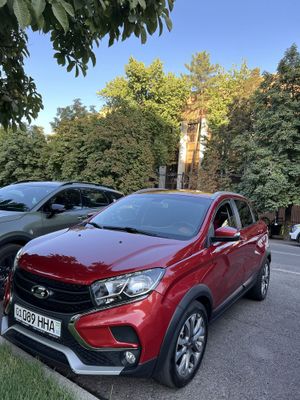 Lada x ray cross
