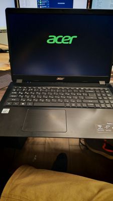 Acer core i 3 noutbuk