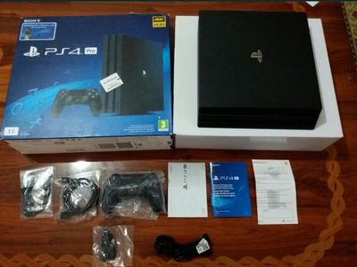 Playstation 4 pro 1tb