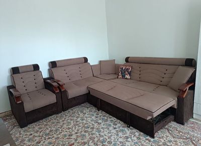 Divan Mebel srochniy sotiladi