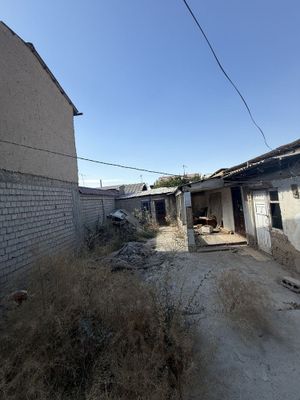 Срочно продаётся участок Хонобод Сергелийский р-н 2.2 соток 3 комнат