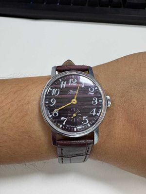 Продам раритетные часы ЗИМ (ZIM pobeda 2602)