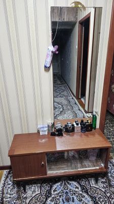 Продаётся трюмо (зеркало)