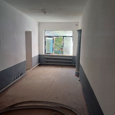 Срочно продаю нежилое помещение