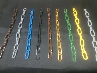 Металлическая цепь цветная