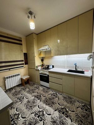 2 xonali uy sotladi