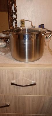 Продаю 7 литровую кастрюлю из нержавейки. Новая