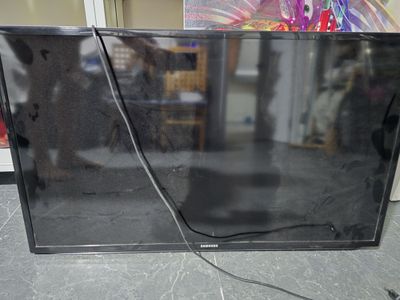 SAMSUNG 40 диогональ