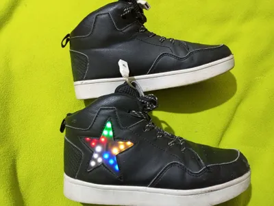 Ботинки lcwaikiki 32 р.