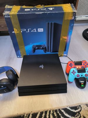 PS4 PRO 1 терабайт сотилади уйини йук