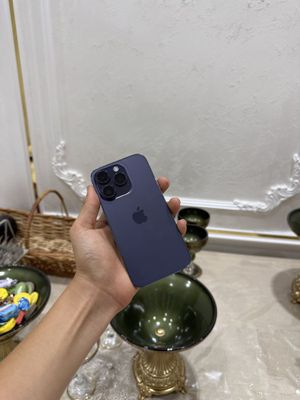 Iphone 14 pro ideal purple