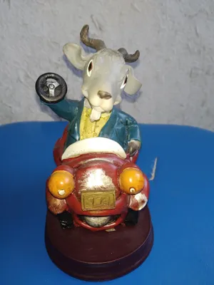 Продаётся статуэтка