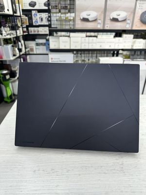 Asus Zenbook 14 Amd Rayzen AI 7 350