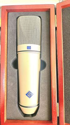 Neumann u 87 A1 sotiladi...