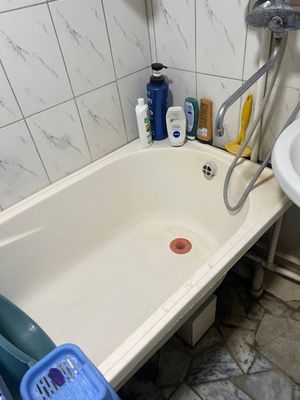 Продаётся ванна керамика
