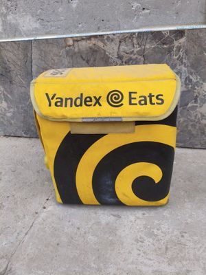 Продаю сумку Yandex Eats