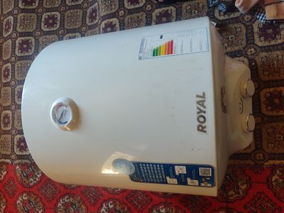 Ariston Royal satiladi
