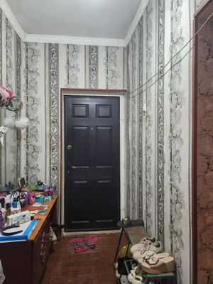Uy sotiladi 3 xona qibray rayon xosilot kochasiıda.