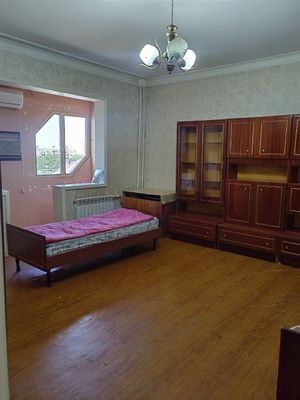 Сдается 1 комнатная квартира на кадишева