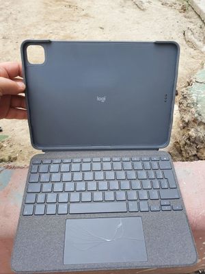 I Pad MagicKeyboard