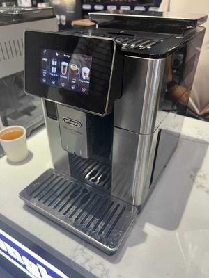 Кофемашина De'Longhi primadonna soul доставко + оптом и розницу