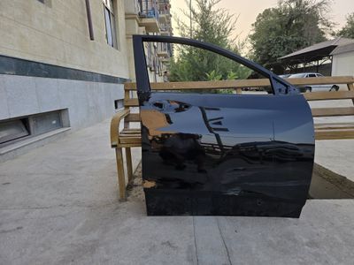 Treker 2 ga eshik ozgina chizilgan