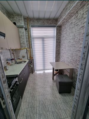 Kvarteriya bor yevro remont bezmakley 350$