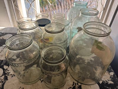 Продаю стеклянные банки 1,2,3 литровые