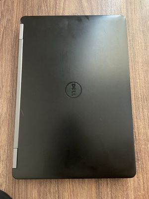 Dell E7270 Latitude рабочем состоянии