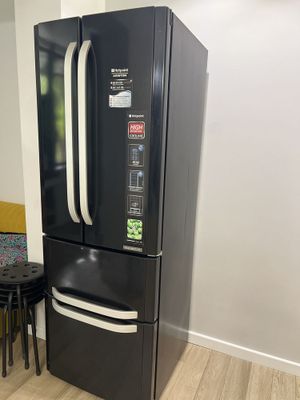 Холодильник Hotpoint 1.95-0.70см