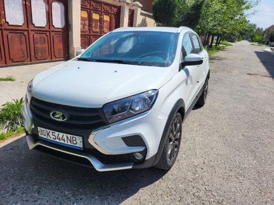Lada xray cross 1.6 nissan mator