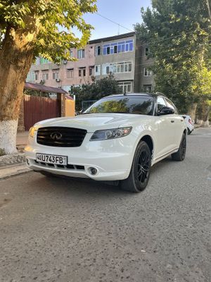 Продаю infiniti fx45