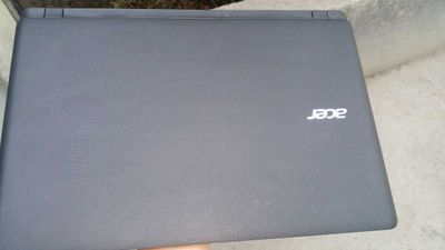 Acer noutbook 2/500