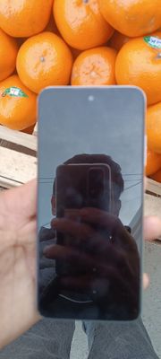 Redmi Mi 10 5G sotiladi