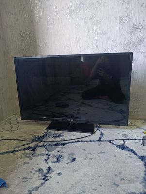 Televizor sotladi