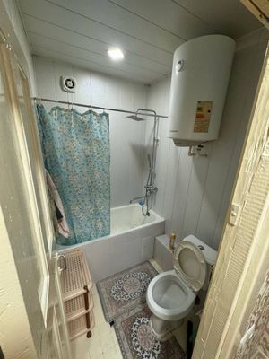 2 хонали квартира сотилади.