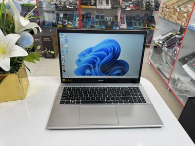 Yangidek acer core i3-12 avlod 8/256 ssd lik dasturlashga ham boladi