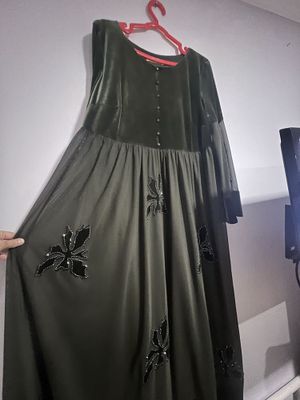 Платья продаеться